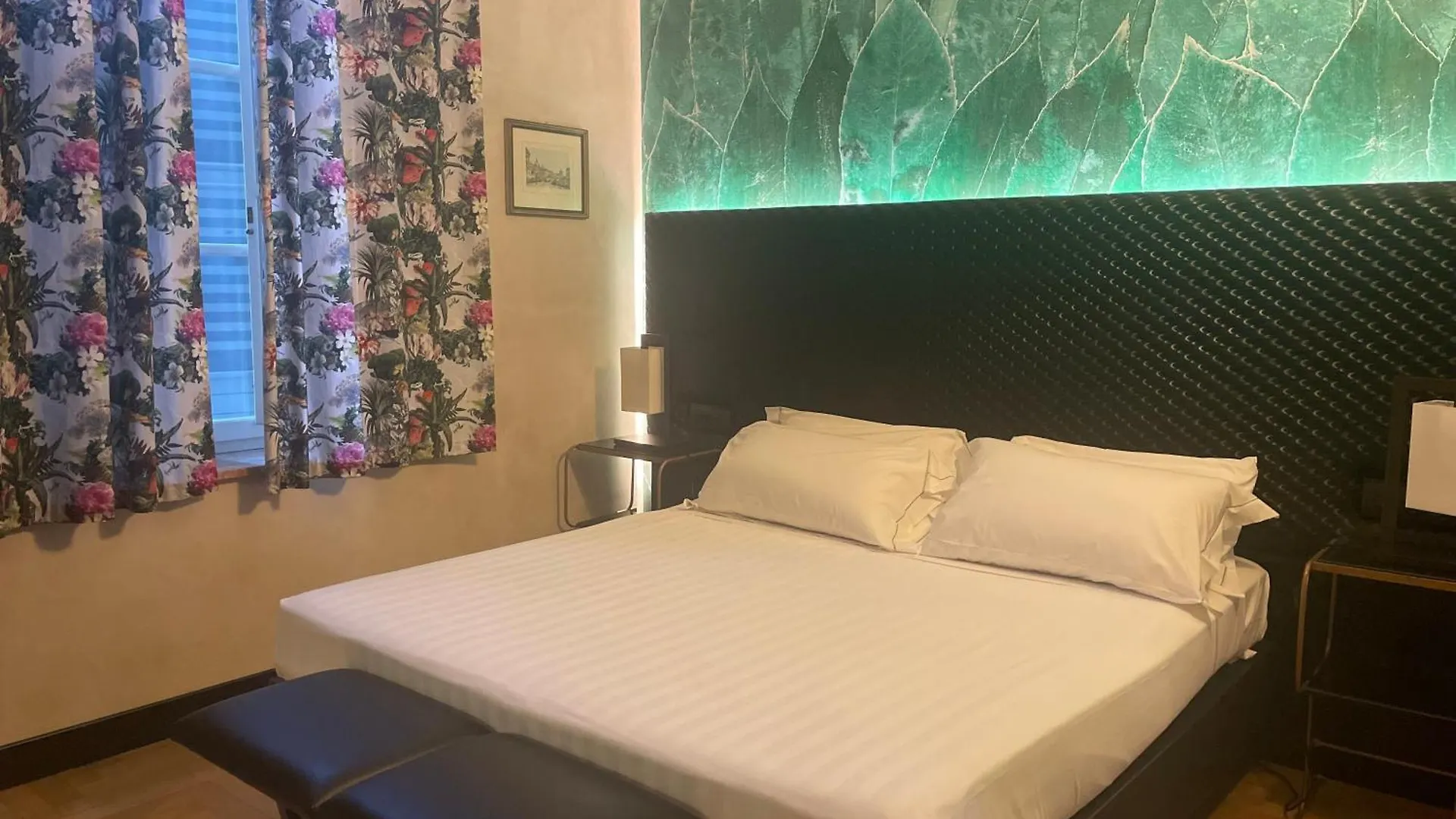 Hotel Verdi Boutique Hotel Parma 4*,
